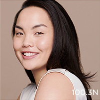 Visuels d'hommes et de femmes de couleurs de peau différentes