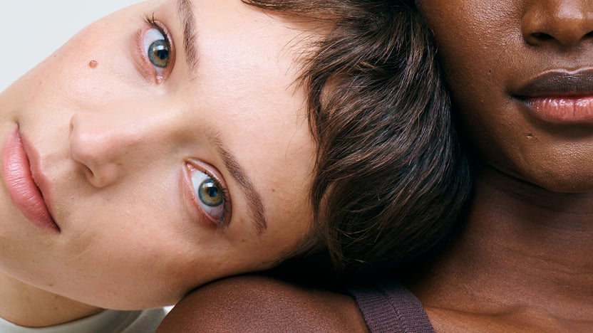 ทุกอย่างที่คุณจำเป็นต้องรู้เกี่ยวกับ Serum Foundation