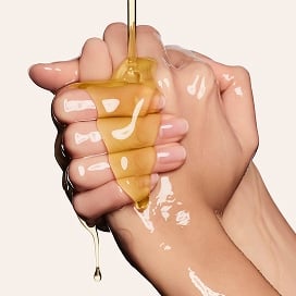 REBALANCING MASSAGE WITH ESSENTIAL OILS